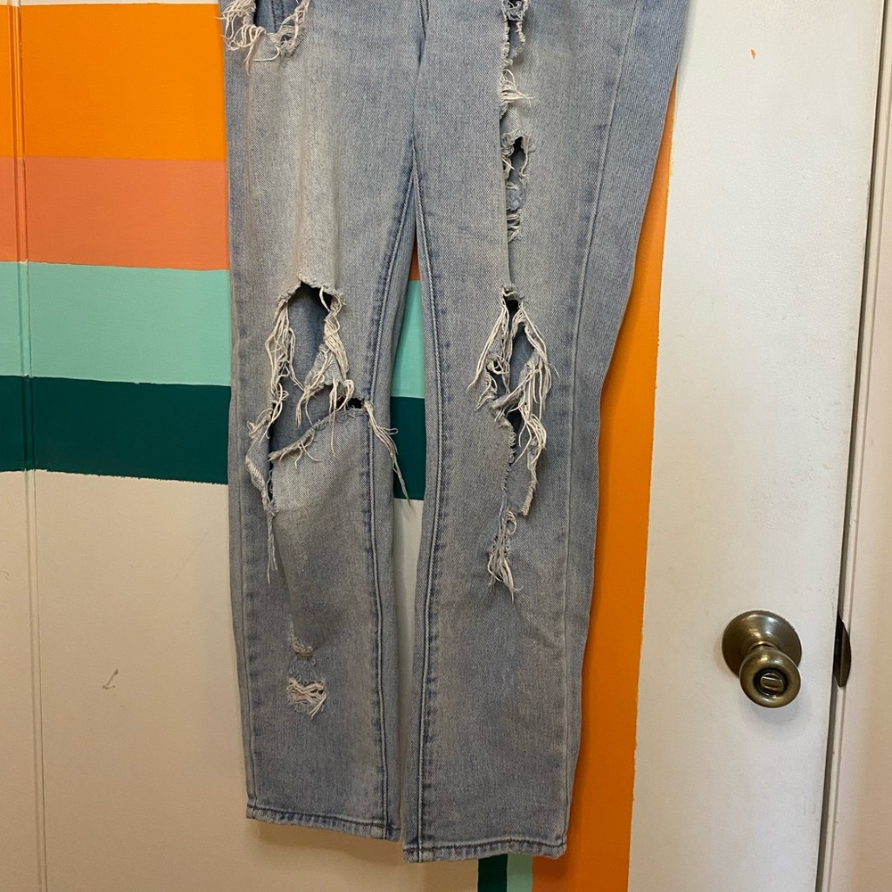 Boyfriend Cut ripped jeans PacSun